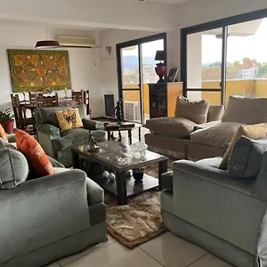 Estación A - Amplias Con Baño Privado En Apartamento Compartido , Mendoza Argentina